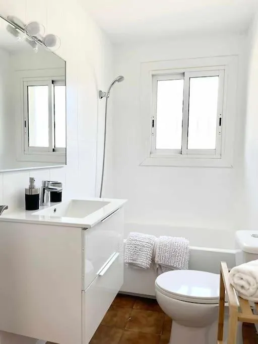 Apartamento A Primera Linea En Rosas